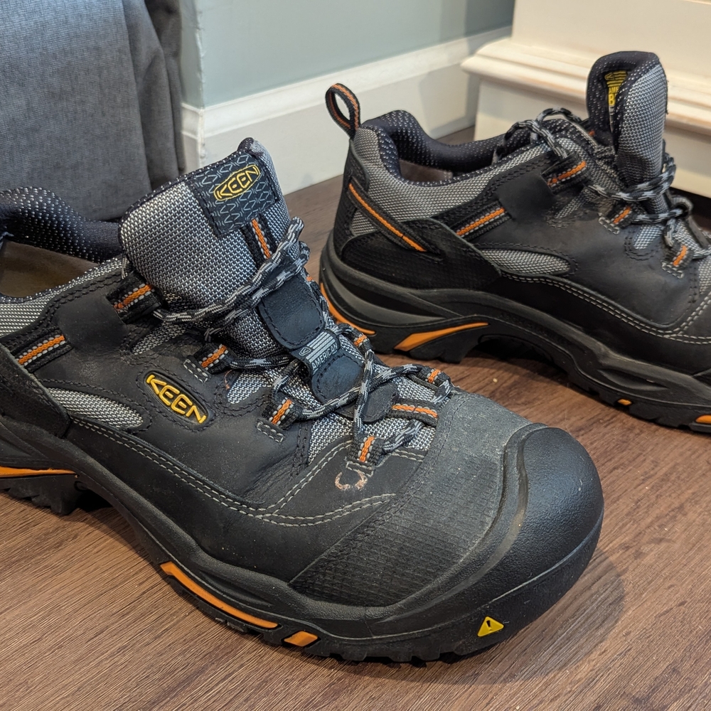KEEN Men's Black and Orange Work Shoes